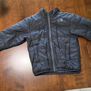 the NorthFace Boys XS/5 coat